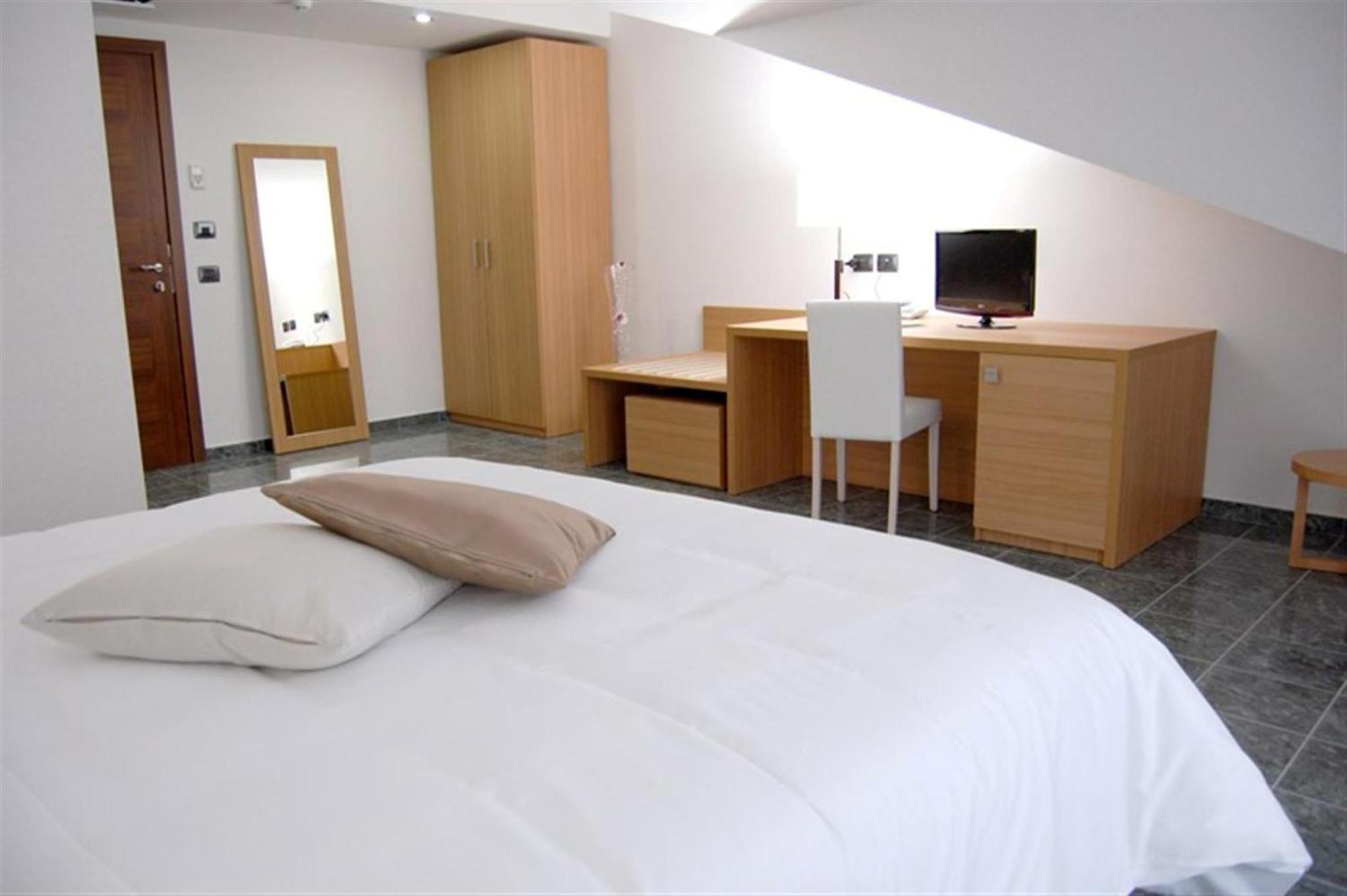 Vea Resort Hotel Mercato San Severino Kültér fotó