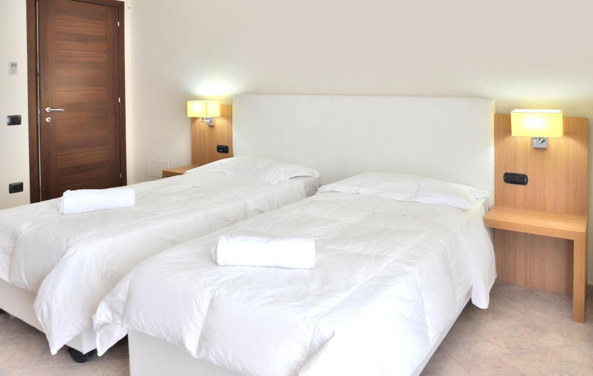 Vea Resort Hotel Mercato San Severino Szoba fotó