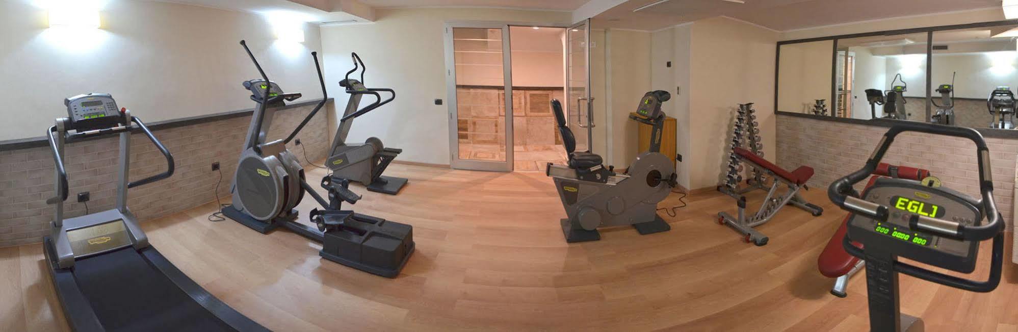 Vea Resort Hotel Mercato San Severino Kültér fotó